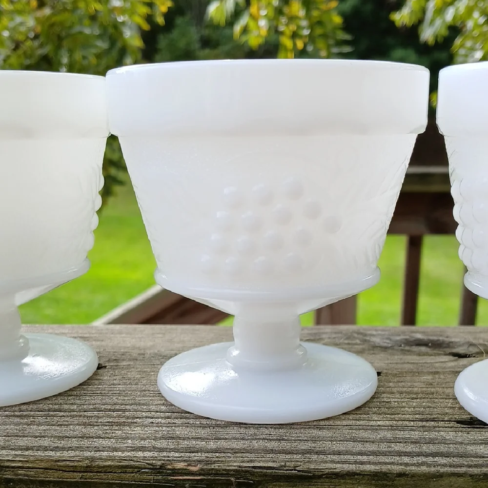 4 Anchor Hocking Milk Glass Sherbert Dessert Ice Cream Cups